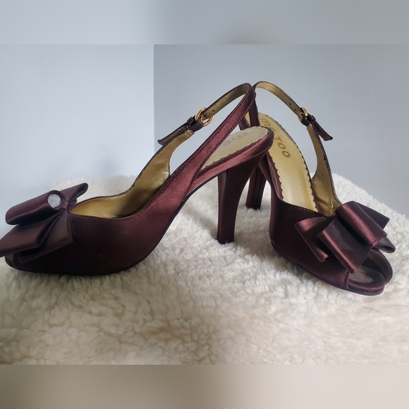 Peep Toe Sling Back - Picture 2 of 6